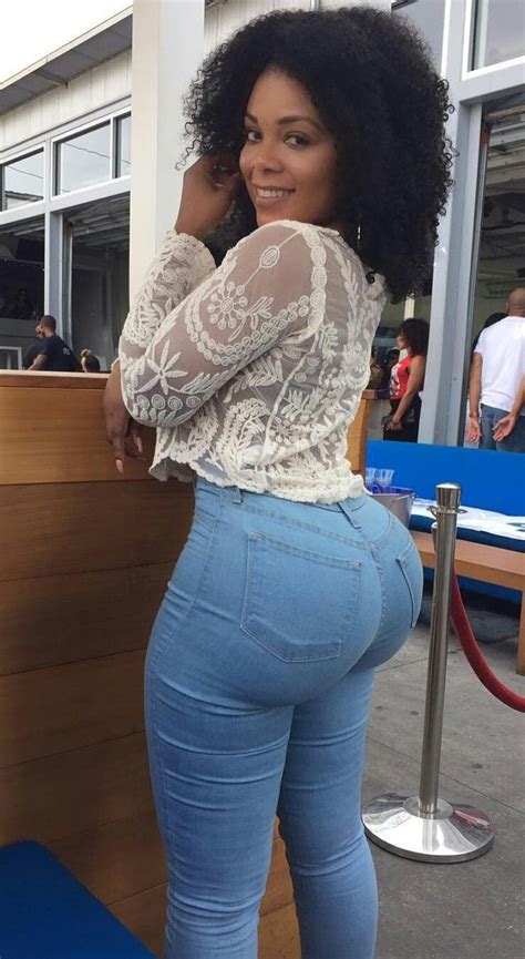 thick milf booty|thick